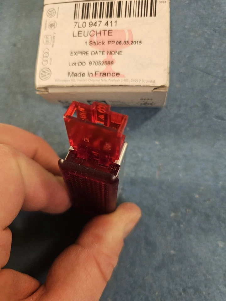 NUEVO VOLKSWAGEN TOUAREG 7L PUERTA TARJETA CORTESÍA LUZ LÁMPARA 7L0947411 6L0947565 Foto 2 de 4