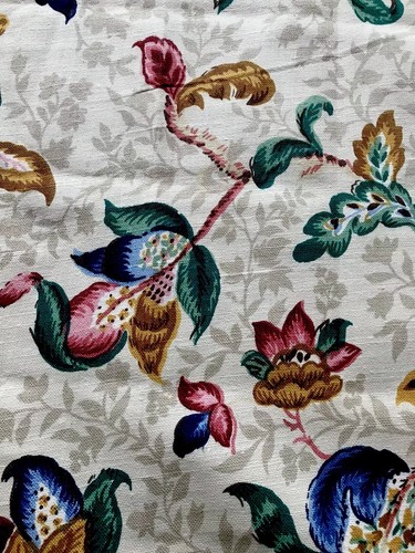 Sanderson Fabric Jacobean Floral Blue,Green,Gold ,Red -Flax & Cotton FQ 56x46cm - Picture 5 of 9