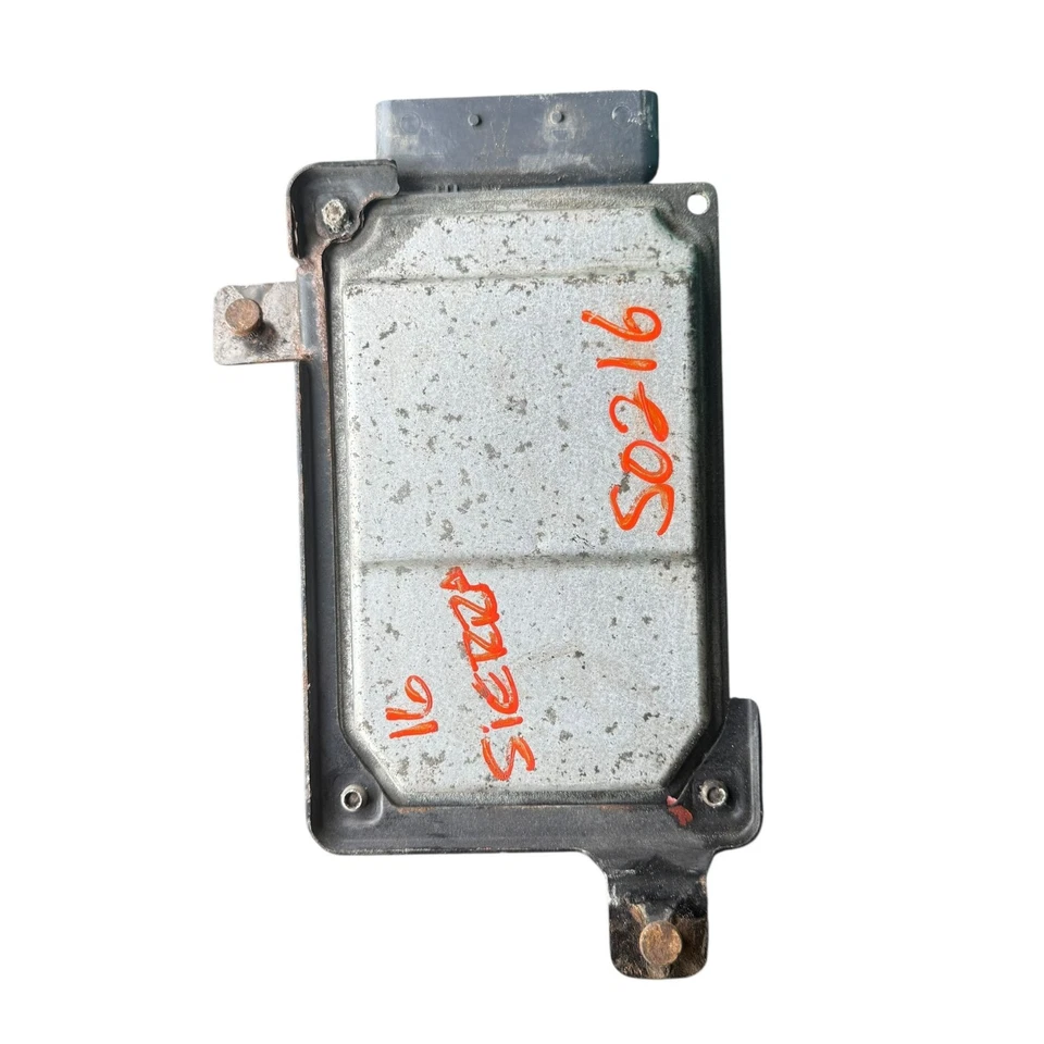 2015-2016 Chevrolet Silverado 1500 GMC Sierra 1500 Suspension Control Module OEM - Image 4 of 4