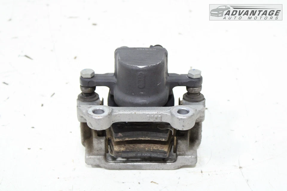 Dodge Challenger 2010-2023 tracción trasera derecha ABS pinza de freno OEM Foto 3 de 4