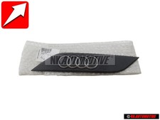 Audi Original R8 Ringe Schriftzug Emblem für Motorabdeckung Recht - 07L133622A Audi Original R8 Ringe Schriftzug Emblem für Motorabdeckung Recht - 07L133622A