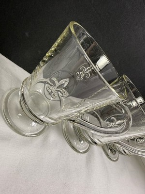 La Rochère Rochere fleur-de-lys embossed medallion Coffee Tea Cup Mug Glass EUC