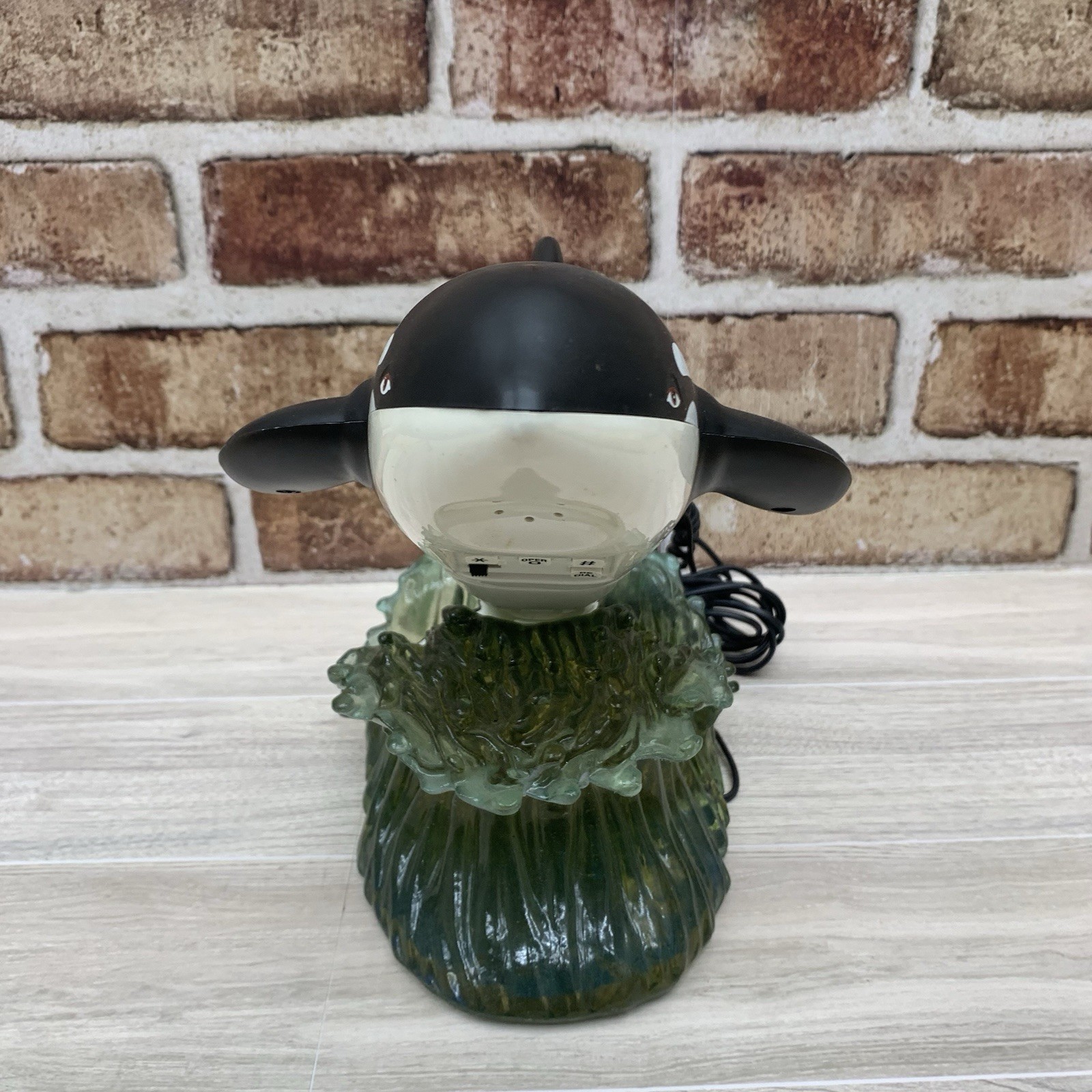 Telemania Orca Whale Telephone VTG Landline Novelty Phone Splash Wave Untested