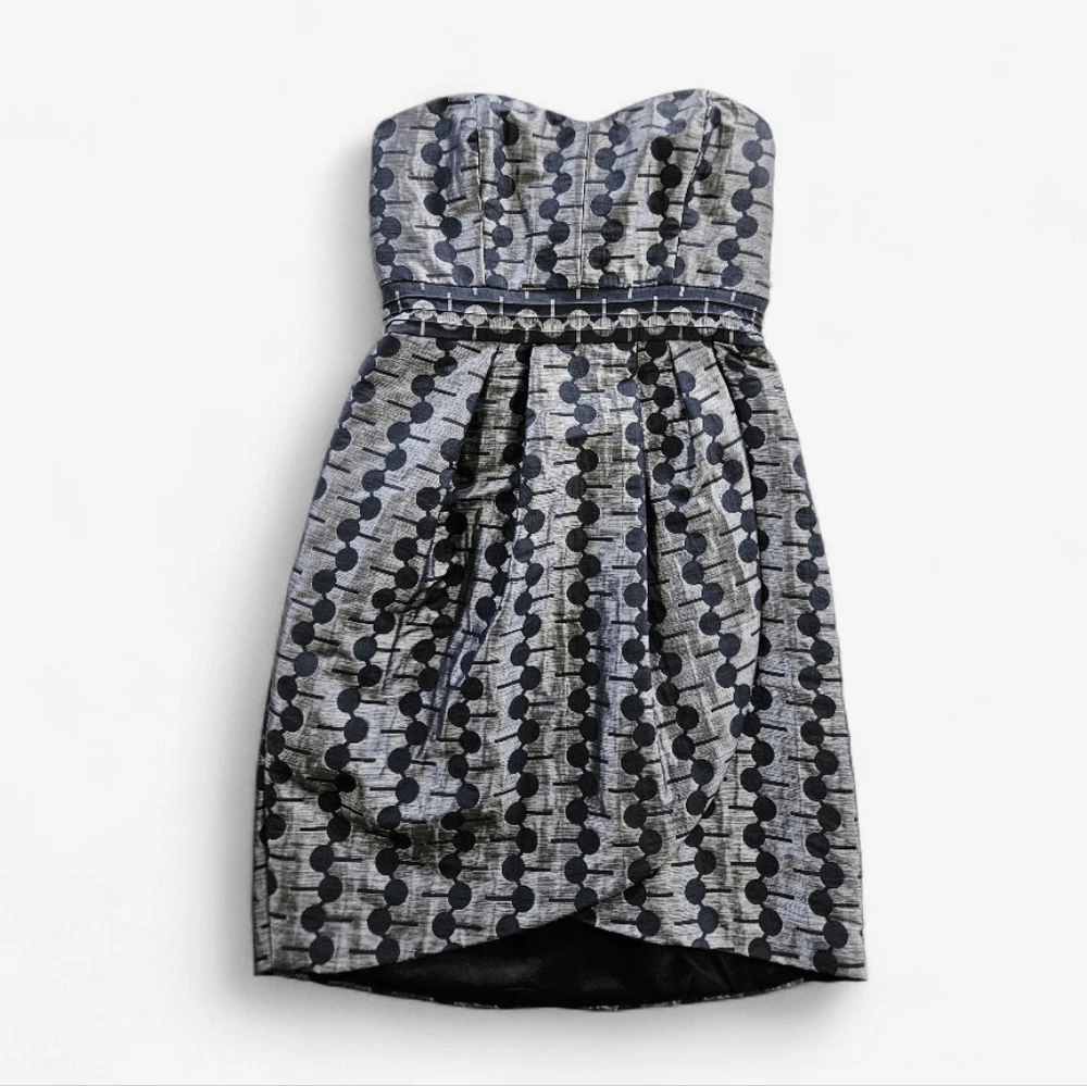 Robe Cocktail Noire Et écru Max And Cleo - Taille 8 - Une épaule - Neuve Sans étiquettes