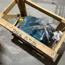 BROOK CROMPTON WP-DA132STX FOOT MOUNTED ELECTRIC MOTOR 3 PHASE 5.5KW 1400RPM