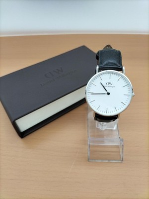 Daniel Wellington 0608DW Watch, with Box & Manual, Used Condition
