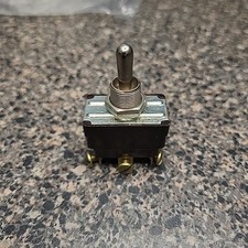 Vintage Und Lab Inc 3465 Toggle Switch 10a15a 250v125v 34hp A.c. Only