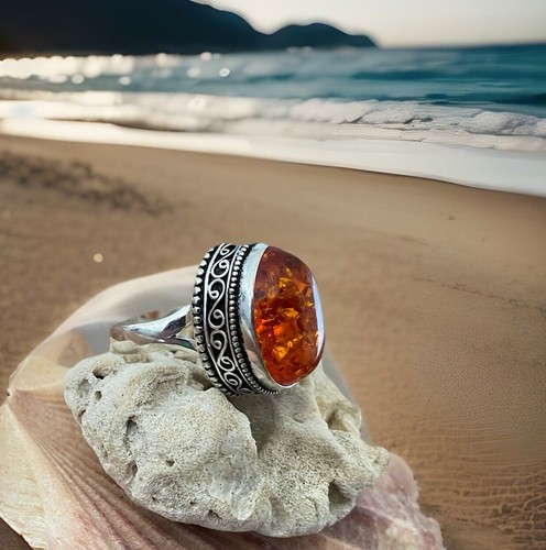 Size 7.5 Baltic Amber Ring - 925 Sterling Silver plated -New - Picture 2 of 4