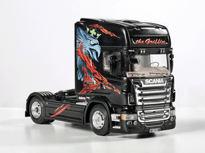 Italeri 3879 - Scania R730 'The Griffin' 1 24 Scale Plastic Kit New - T48 Post Italeri 3879 - Scania R730 'The Griffin' 1 24 Scale Plastic Kit New - T48 Post