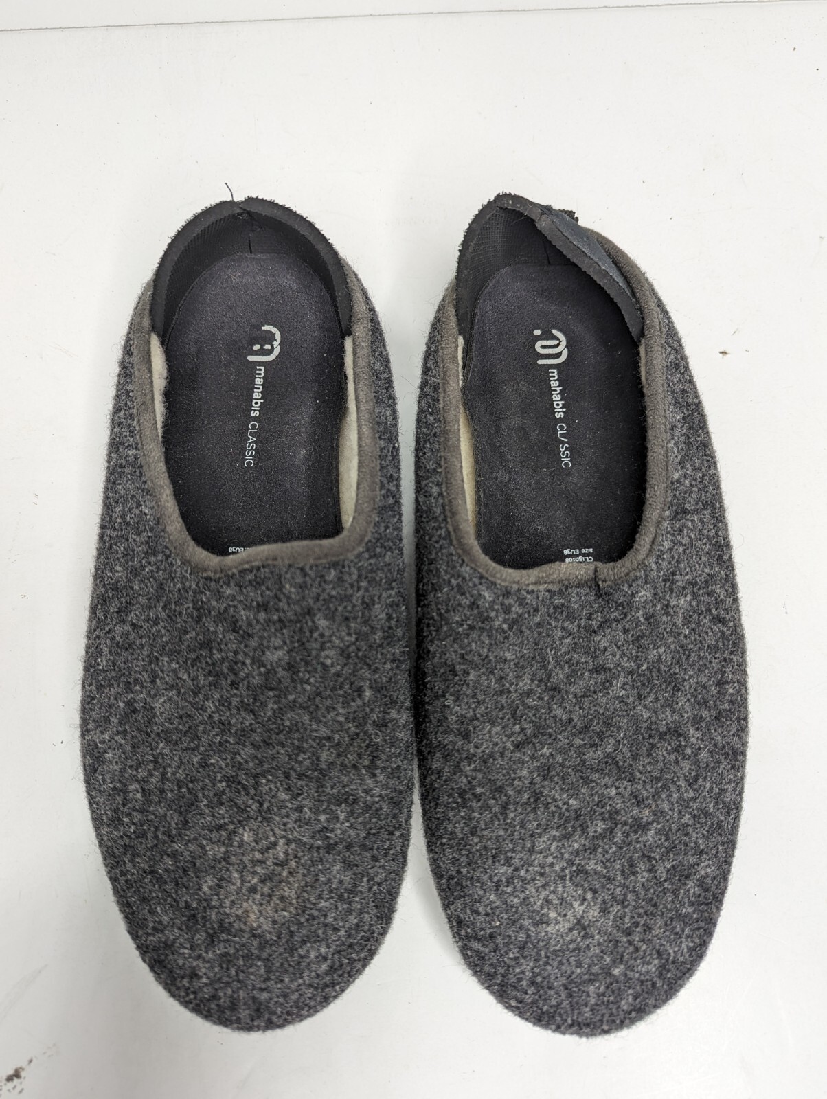 PANTOFOLA D’ORO Pantofola classica Mahabis larvik grigio scuro teschio giallo EU 38 M 5 5 W 7 5
