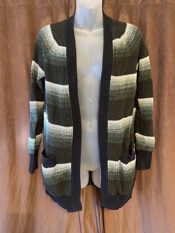 Womens GAP cardigan sweater size xs
