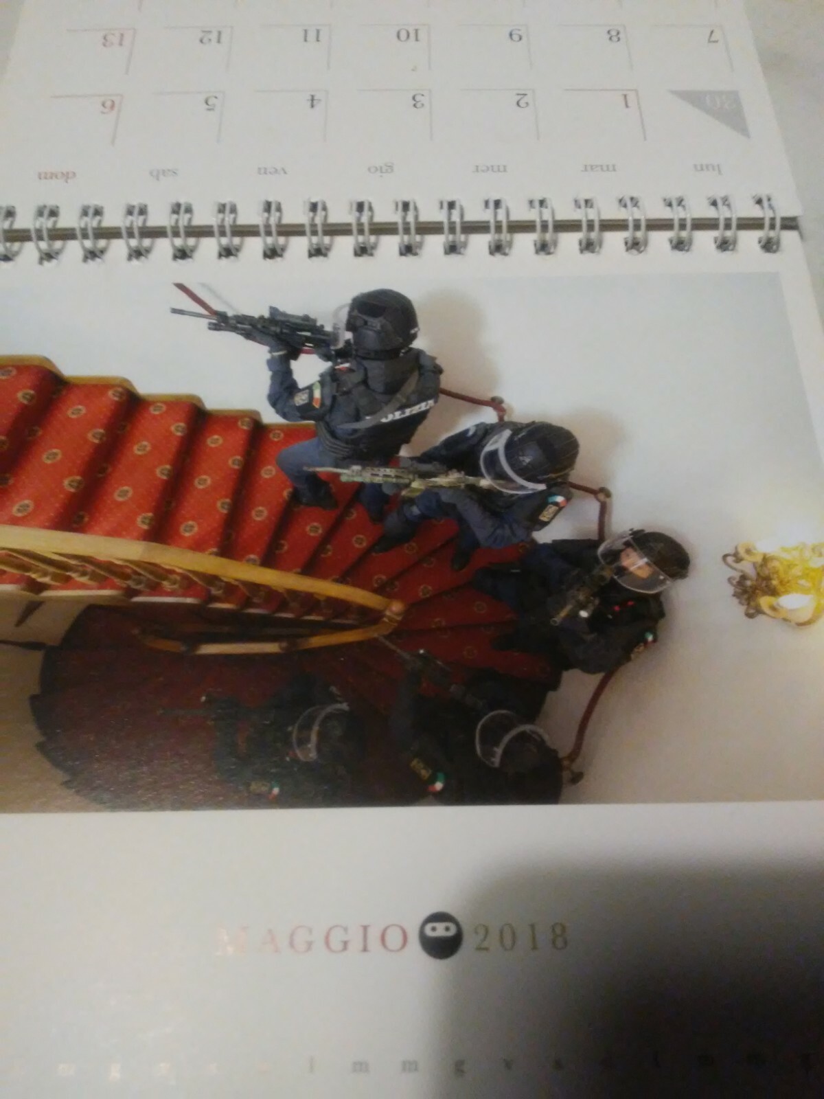 CALENDARIO POLIZIA DI STATO RARO COLLEZIONE DA SCRIVANIA 2018 16X16 CM