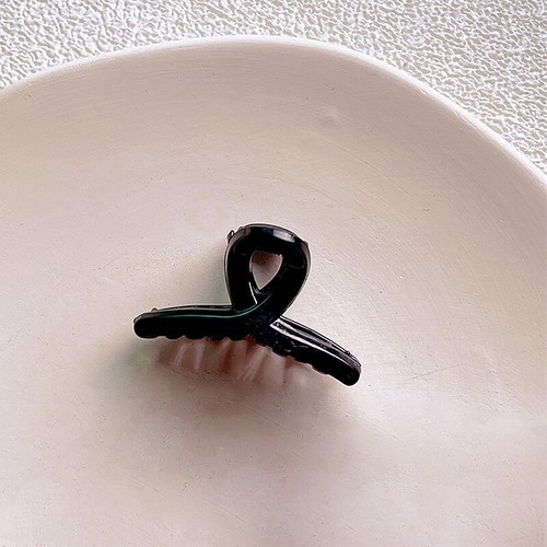 Elegant Small Jelly Shark Hair Clips Plastic Clear Hair Claws Hair Accessories - Zdjęcie 14 z 20