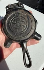VINTAGE GRISWOLD 00 QUALITY WARE ERIE PA. #570A CAST IRON MINI SKILLET ASHTRAY