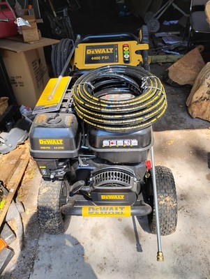 DEWALT 4400 PSI  4.0 GPM Gas Pressure Washer w/ Hose, Casters - Yellow/Black