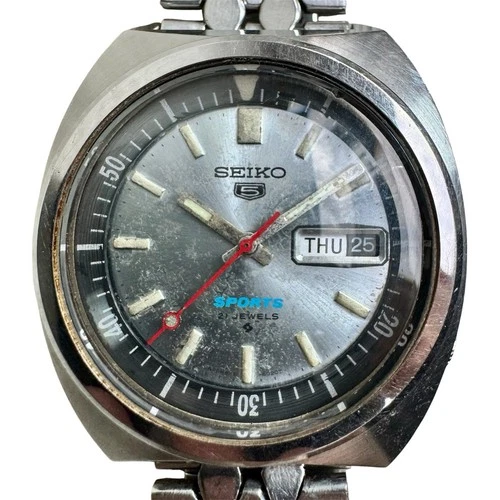 Vintage Seiko 5 Sports 1974 Automatic Dive Watch 6119-6023 Mens 38mm Cushion