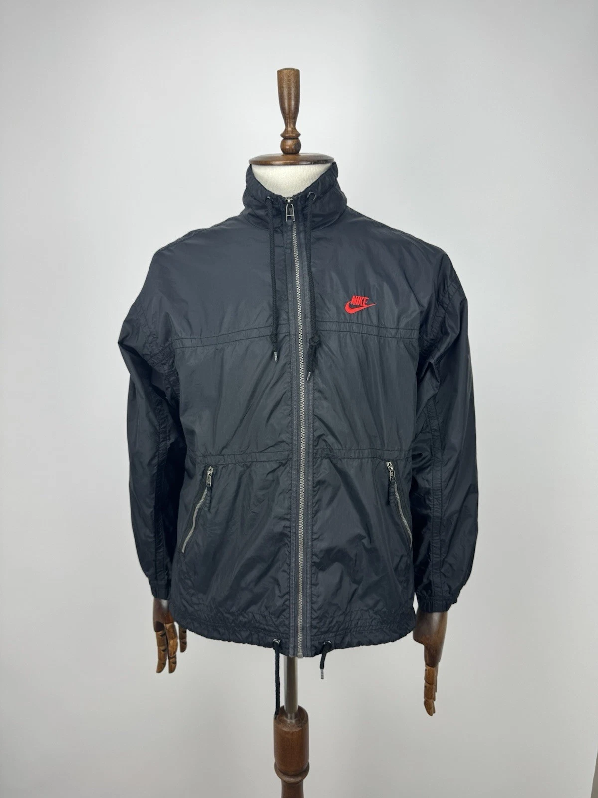 Vintage Nike Men’s Windbreaker Black Full Zip Lightweight Sports Jacket Size S