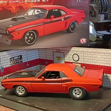 ACME 1:18 1970 Dodge Challenger R/T Hemi Diecast Orange/Black Ltd Ed.