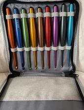 Ergonomic Precision Crochet Hook Set Of 9 (Furls style) 