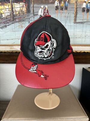 VTG University of Georgia Bulldogs Leather HAT Cap CLP Magic 80