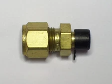 1 - Parker Brass CPI Fitting, 3/8" Tube x 1/8" Male NPT, 6-2 FBZ-B, (B-600-1-2)
