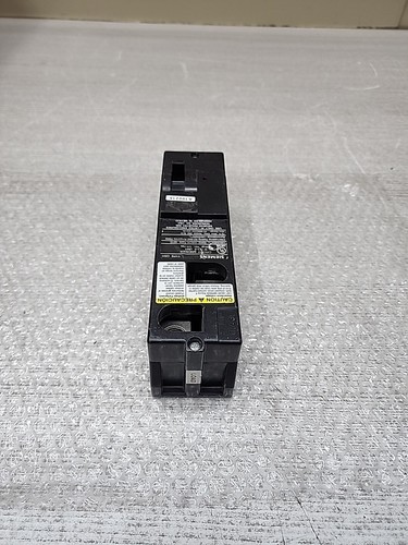 Siemens QS2125H Plug On Circuit Breaker 125A 2P 120/240V 1PH QSH ( USED ) - Picture 5 of 11