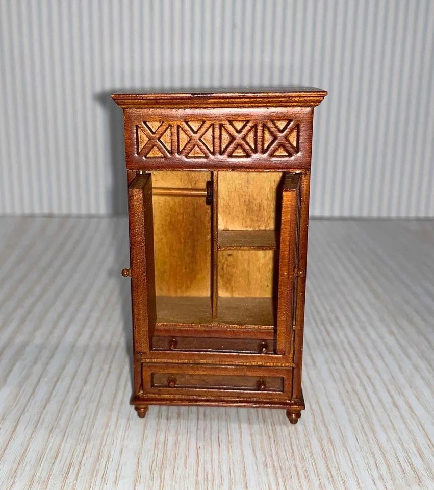 MINIATURE DOLLHOUSE (1/2") 1:24 SCALE - LEE'S MINIS SPICE ARMOIRE - A201.5 - Image 2 of 4