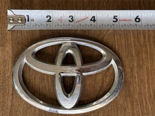 2011-2014 Toyota Sienna Rear Lift Gate Emblem Badge OEM Used