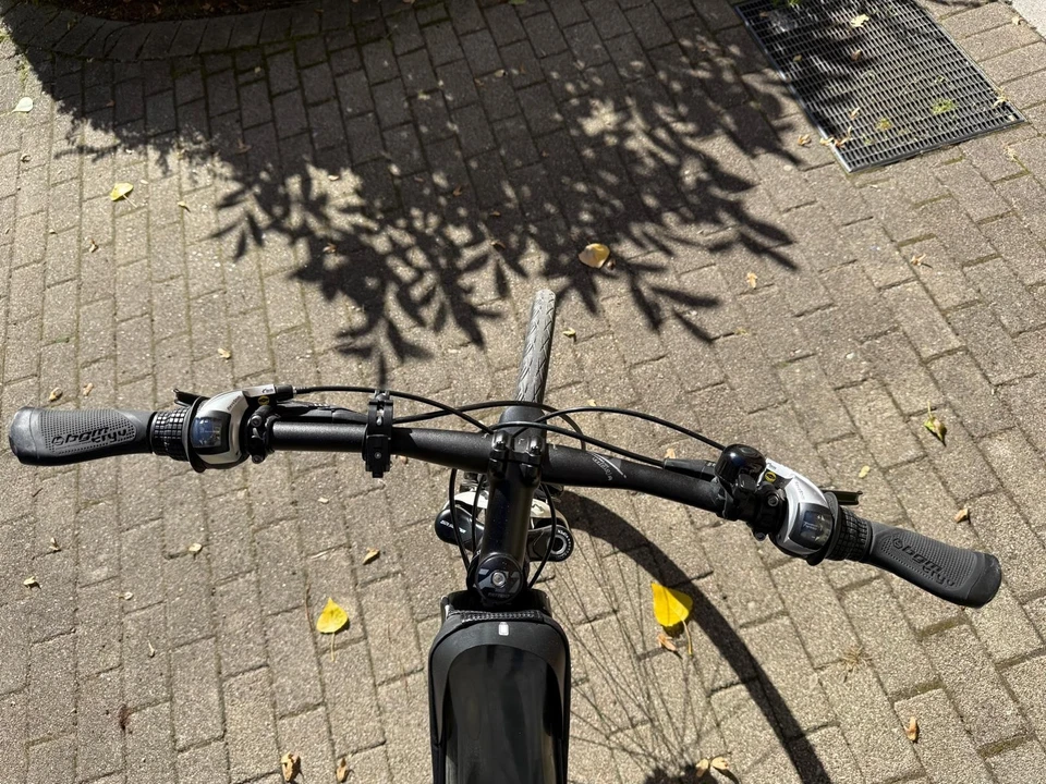 Trekking Fahrrad Bergamont 26 Zoll mit Shimano 21 Gängen - Herrenfahrrad - Bild 4 von 4