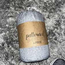 Home Collection Premium 4 pc Thatch Patterned Gray california king sheet set