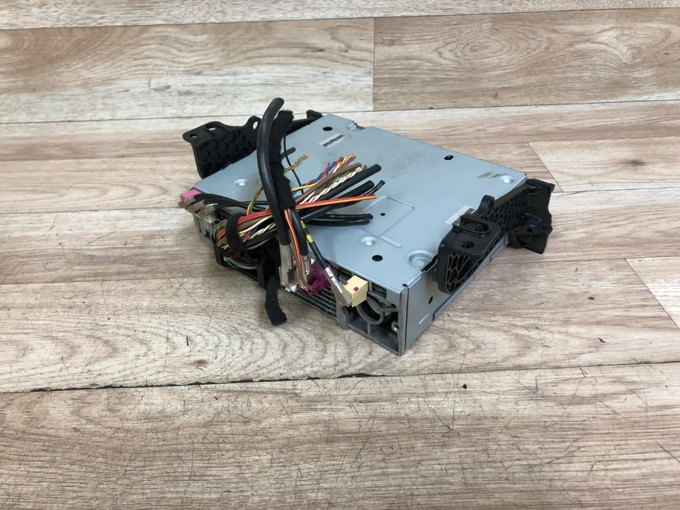 MINI COOPER S R56 OEM NAVIGATION HD RADIO SIRIUS TUNER RECEIVER HEADUNIT 14-19 - Image 2 of 4