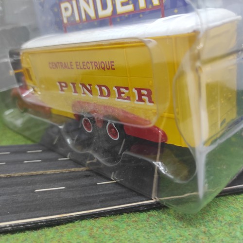 Altaya Zirkus Pinder LKW Bernard 28 Kraftwerk 1/64 Neu - Bild 5 von 6