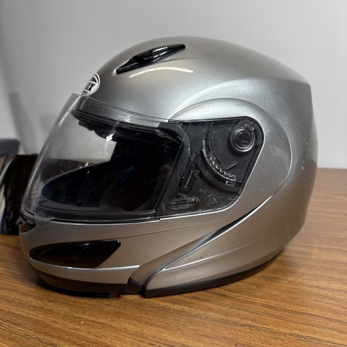 GMAX motorcycle Helmet With Exchangable Visors. XL - Picture 4 of 14