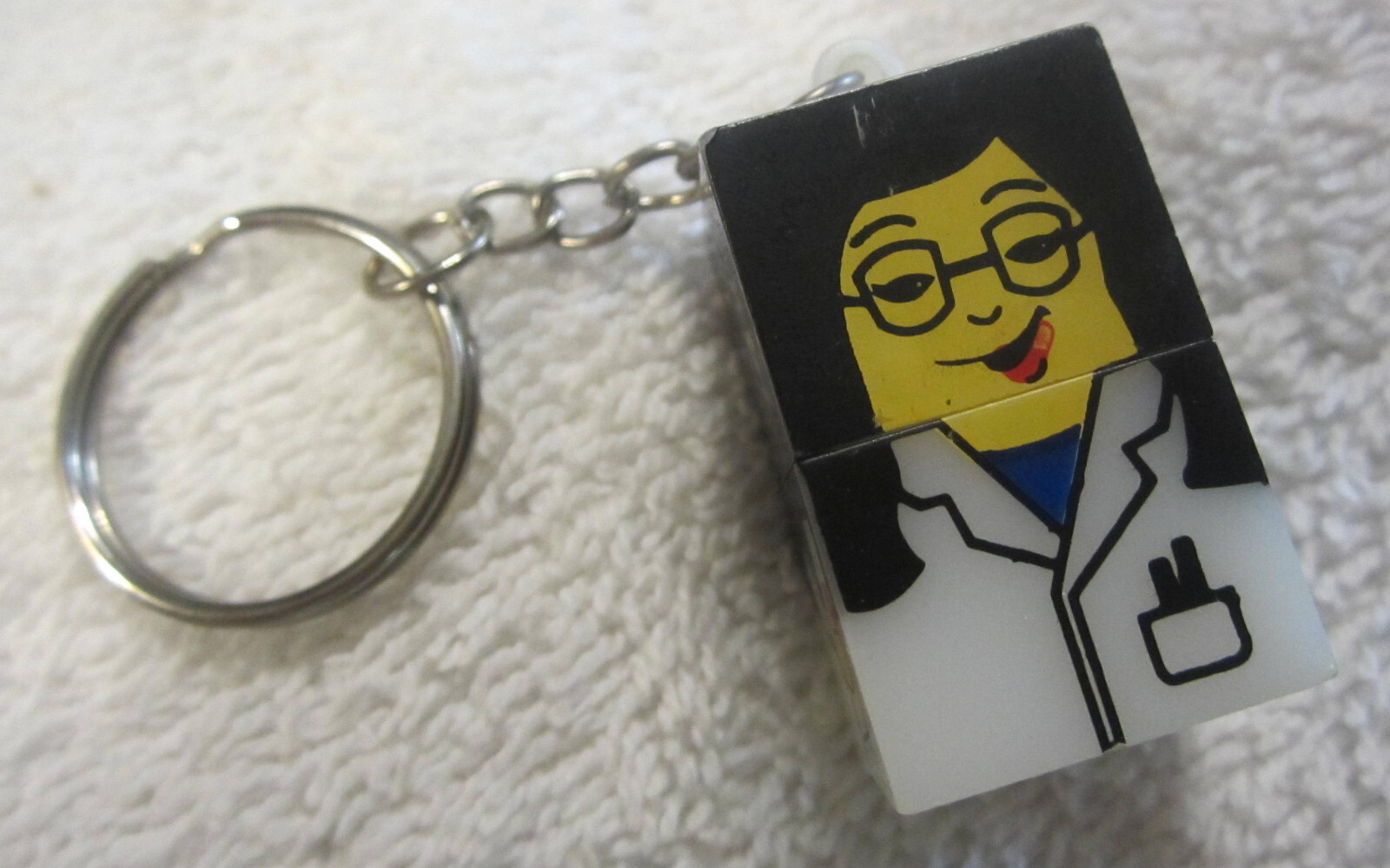 1 Rinco Brick doctor,medical,nurse,Keychain Woman do Block Plastic Keytag VTG