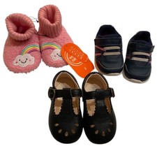 Girl Shoe Lot Infant Sz 3 Lot Of 3 Pairs Slippers Sneakers Dress Shoes
