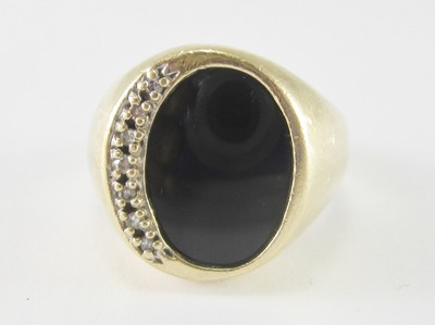 10k o 14k Solid Yellow Gold Nugget Redondo Anillo de ónice para hombre