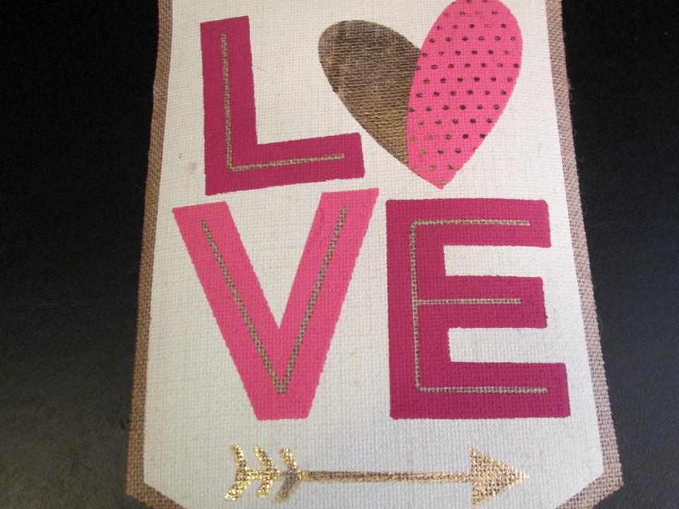 Banner metálico con letras "LOVE" de San Valentín, nuevo con etiquetas Foto 3 de 3