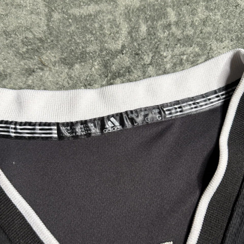 Miami Heat James #6 Adidas Back In Black Out Adult Jersey Mens Large Sleeveless. - Image 3 of 4