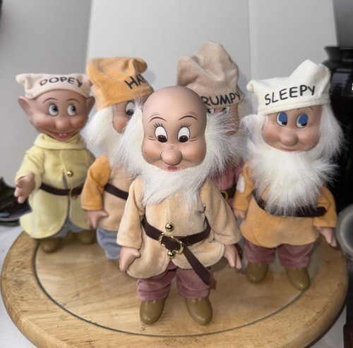 Disney 70th Anniversary Snow White Seven Dwarfs 7" Porcelain Dolls 2007 *READ*