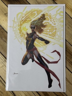 CAPTAIN MARVEL #1 JAY ANACLETO  EXCLUSIVE VIRGIN VARIANT - MARVEL COMICS