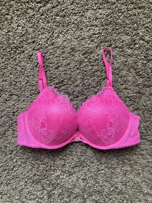 Victoria's Secret ピンク プッシュアップブラ 30B ピンク Victoria's Secret Bombshell Push Up Bra Pink Bras & Bra Sets for