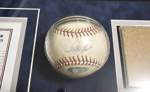 Derek Jeter Game Used Signed Baseball 7-29-2006 steiner authenticity w/gu dirt - Picture 7 of 8