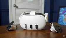 Meta Quest 3 All-In-One Mixed Reality Headset and Controllers White 128GB - vvgc