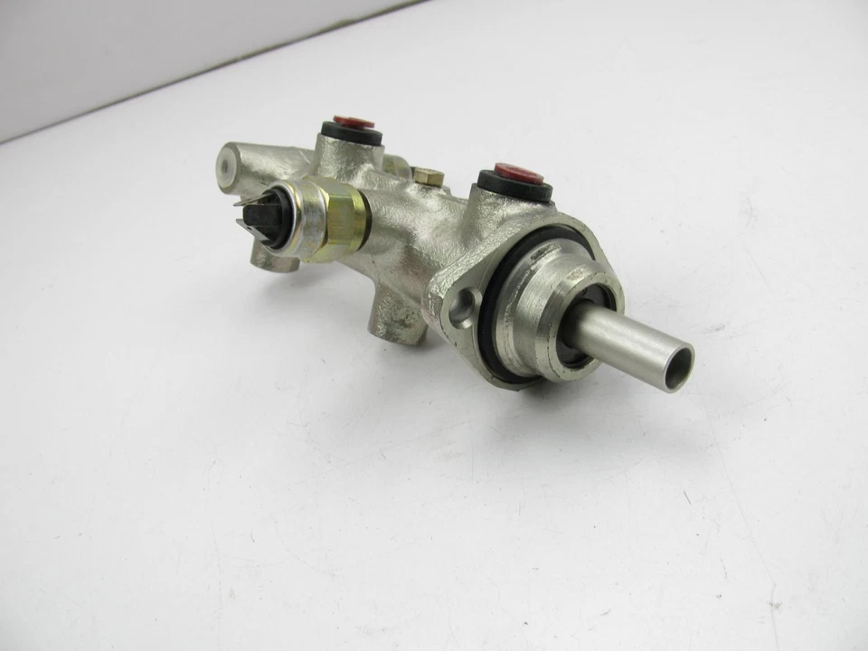 Wagner F96411 制动主缸 1973 - 79 奥迪 Fox 1974 - 81 大众 Dasher — 第 2/4 张图片