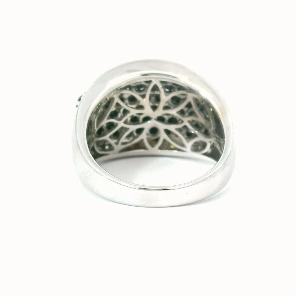 Anillo de oro blanco de 14 quilates redondo natural diamante blanco y negro talla 7 precio de venta sugerido por el fabricante $1,600 Foto 4 de 4