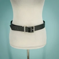 Robert Graham Size 32 Norton Black Leather Floral Embossed Reversible Belt