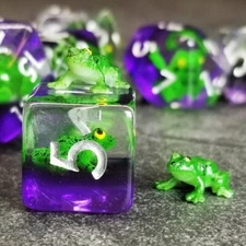 Sage's Green Frog Familiar Resin Polyhedral Dice Set | DnD Dice TTRPG RPG