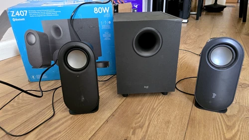 Logitech Z407 Bluetooth Computer Speakers Subwoofer - Please READ 