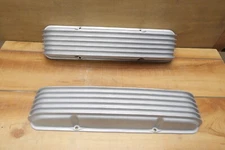 Cal-Custom 40-2000 SB Chevy 283-302-327-350 Aluminum Finned Valve Covers Vintage