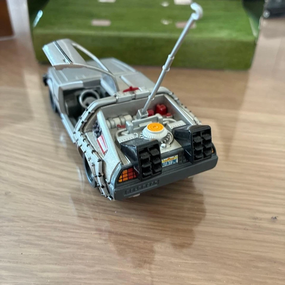 Corgi DeLorean Back to the Future Collectible Diecast Model Car - Image 4 of 4